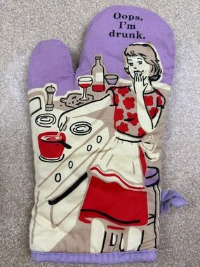 Blue Q Purple and Red Retro 'Oops I'm Drunk' Illustrated Oven Mitt